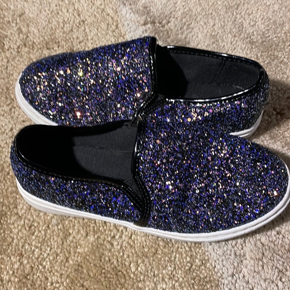 Arizona Girls Sparkly Slip On Shoes